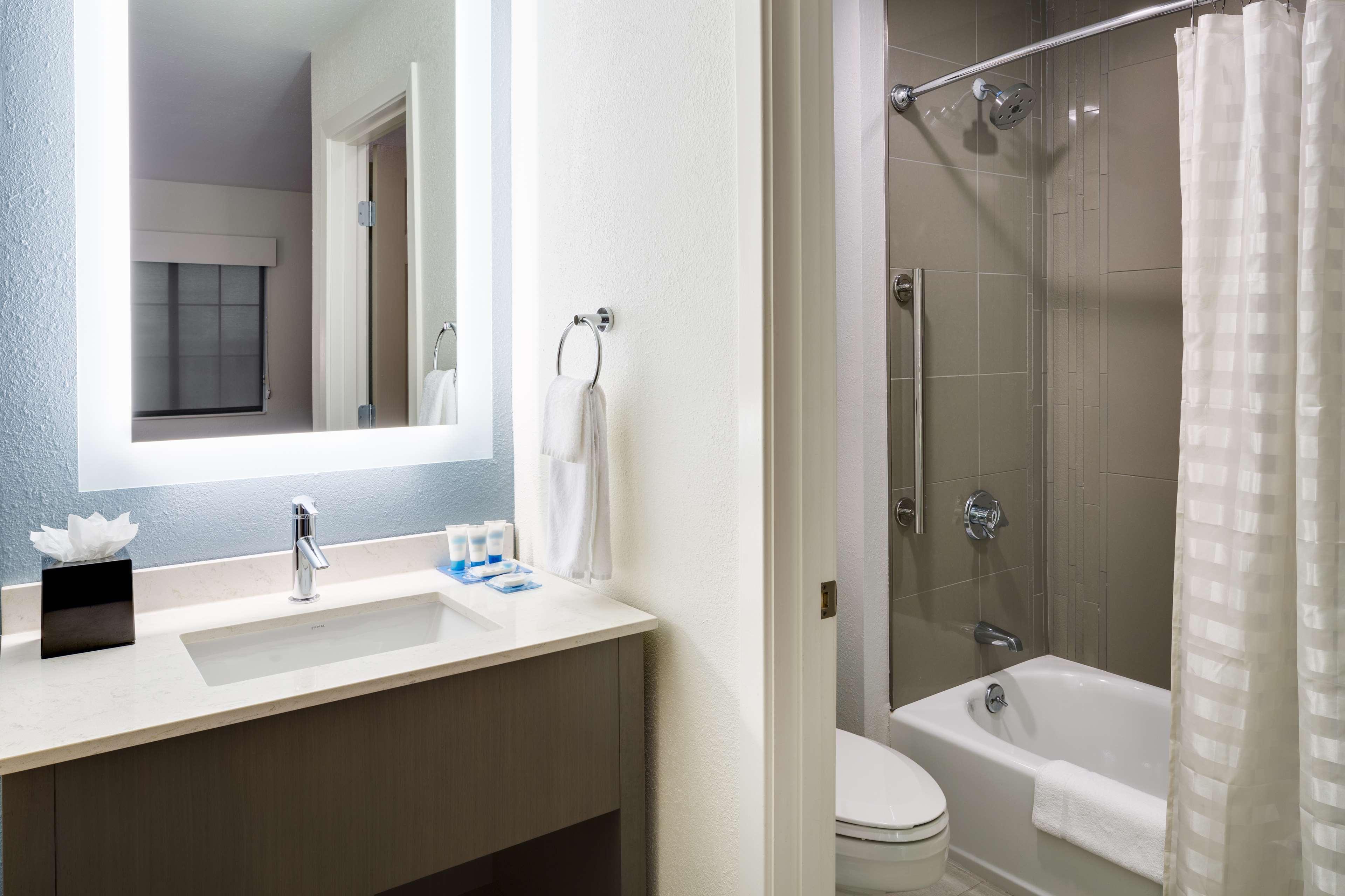 Готель Hyatt House Boston Волтгем Екстер'єр фото