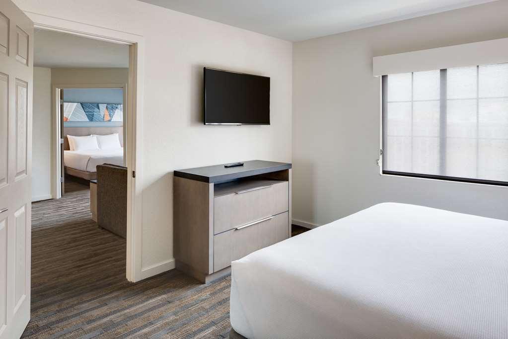 Готель Hyatt House Boston Волтгем Номер фото